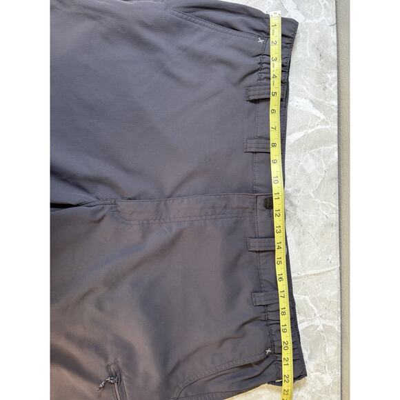 Mens Wrangler Shorts Size 44 Gray Zip Pockets 100% Polyester Logo - Picture 7 of 8